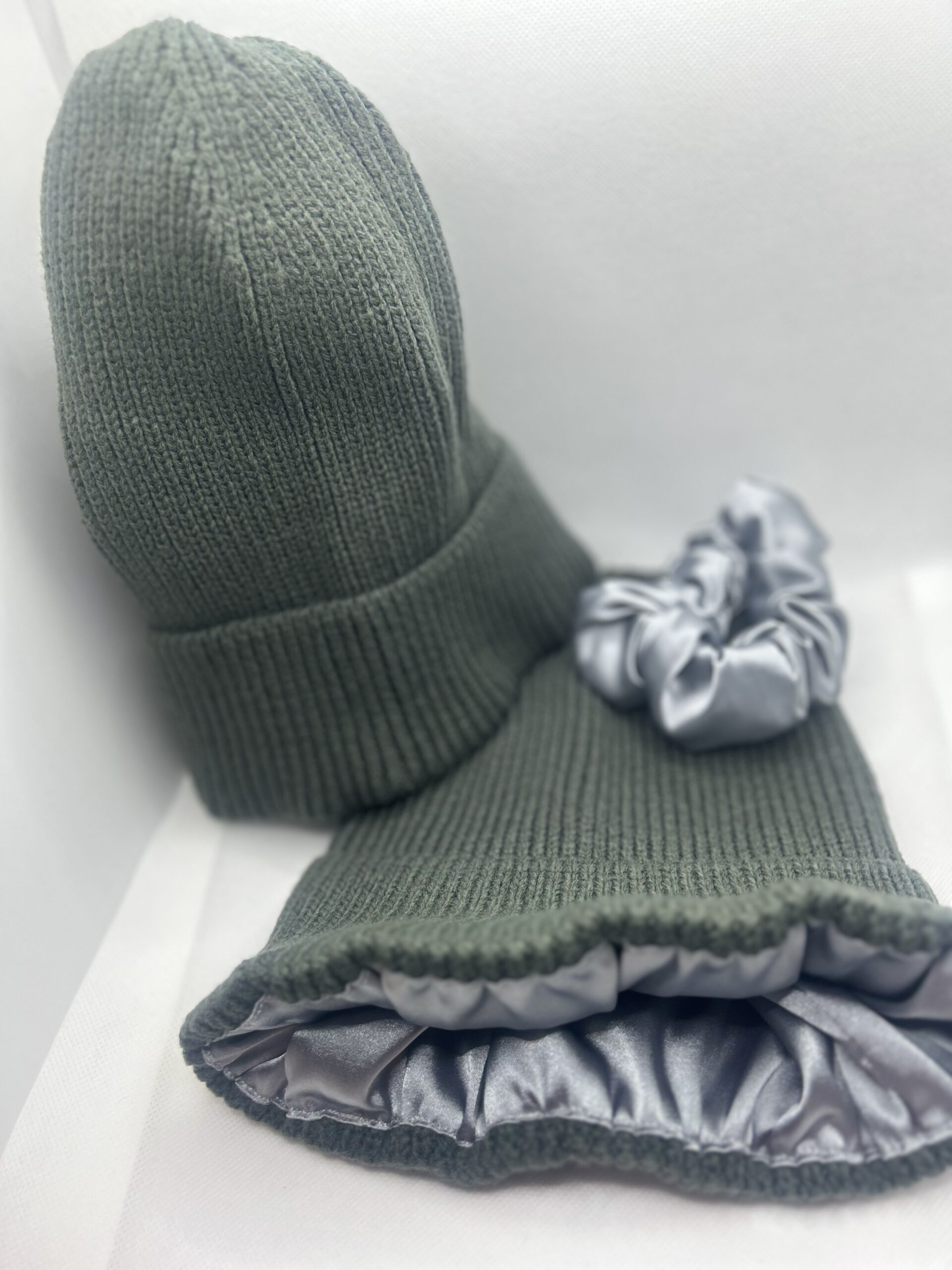 Charcoal Satin Lined Beanie - Image 4